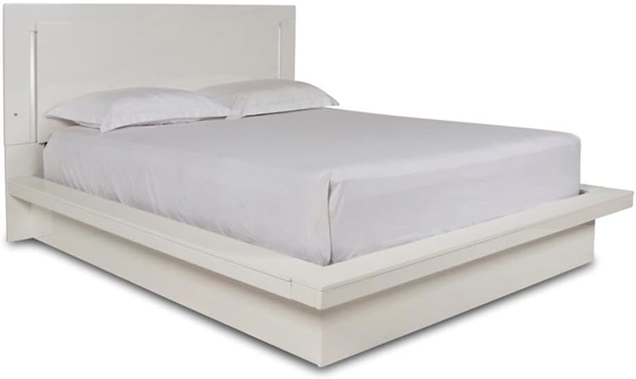 New Classic Sapphire 6-Piece Wood King Bedroom Set with 2 Nightstands in White