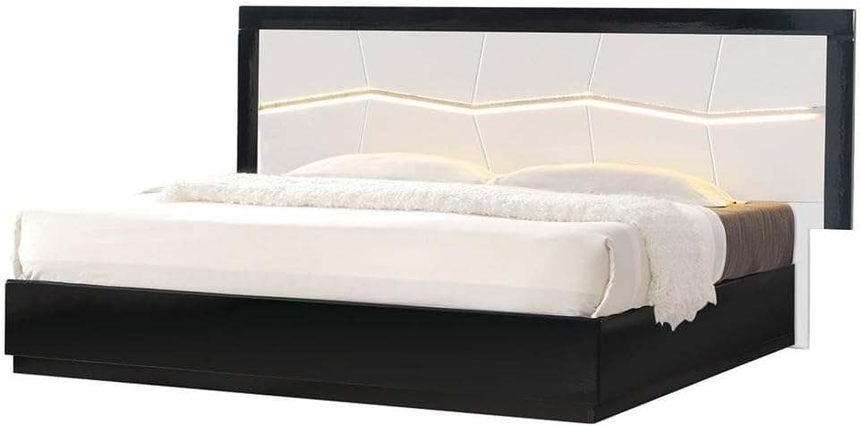 Modern 3 Piece California King Bedroom Set, Lacquer Wood Platform Bed with 2 Nightstand, Black/White