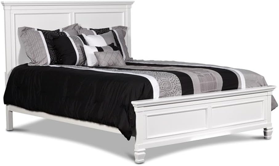 New Classic Tamarack 4-Piece Wood King Bedroom Set with Nightstand in White