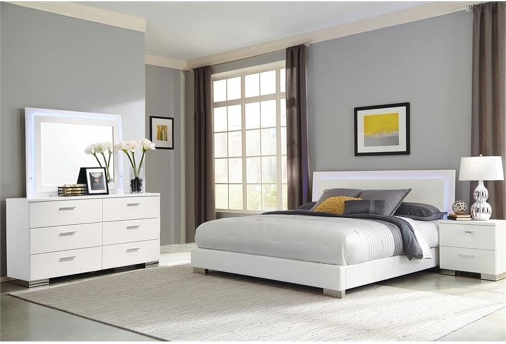 Coaster Fine Furniture Felicity 4-piece Eastern King Bedroom Set White High Gloss