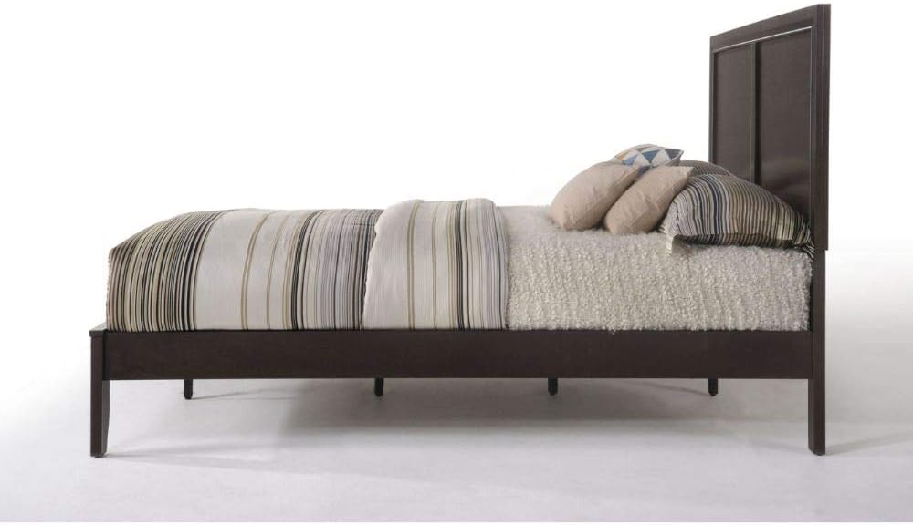 Acme Madison Queen Wooden Panel Bed in Espresso