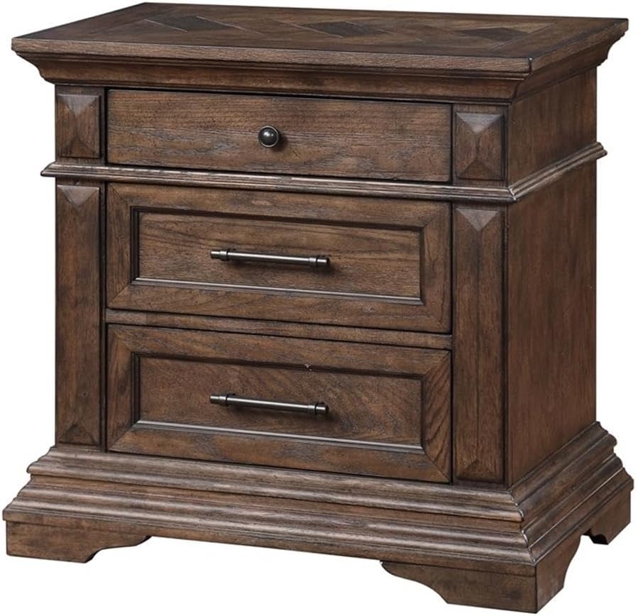 New Classic Mar Vista 4-Piece Wood King Bedroom Set with Nightstand in Walnut