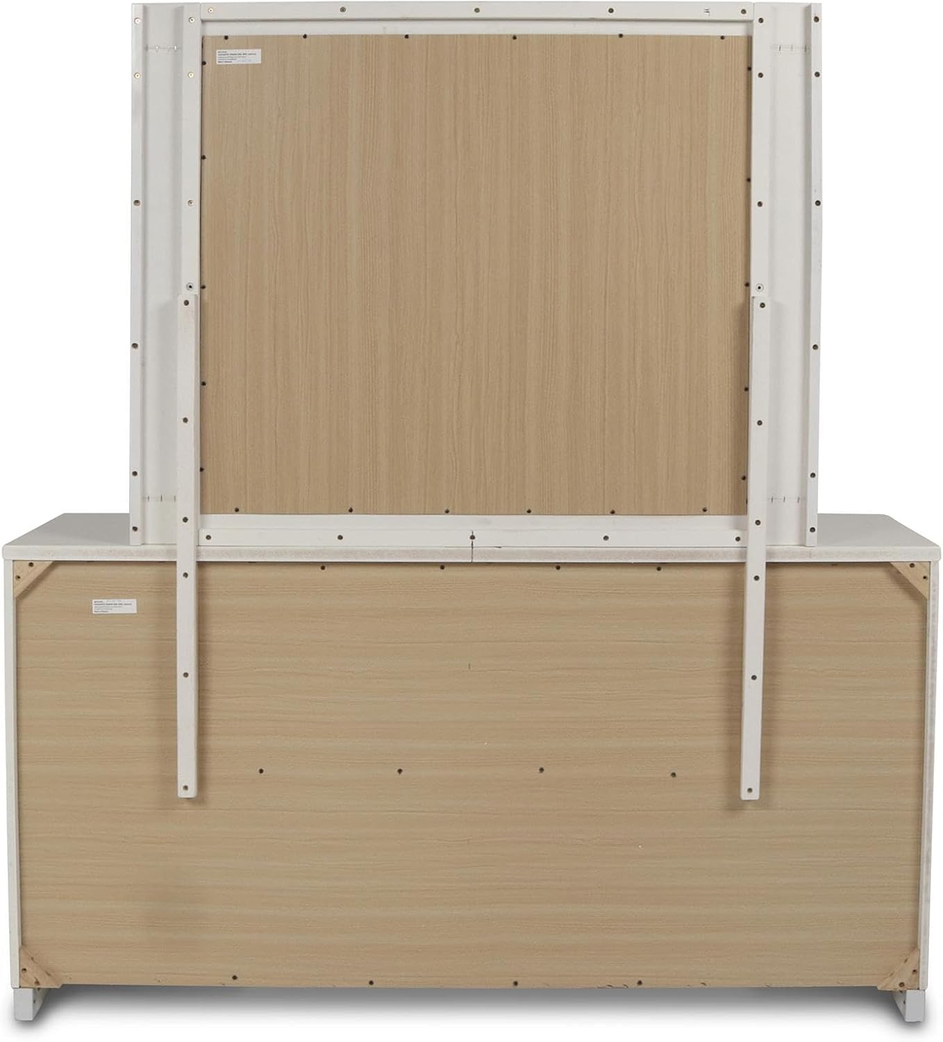 New Classic Sapphire 4-Piece Wood King Bedroom Set with Nightstand in White