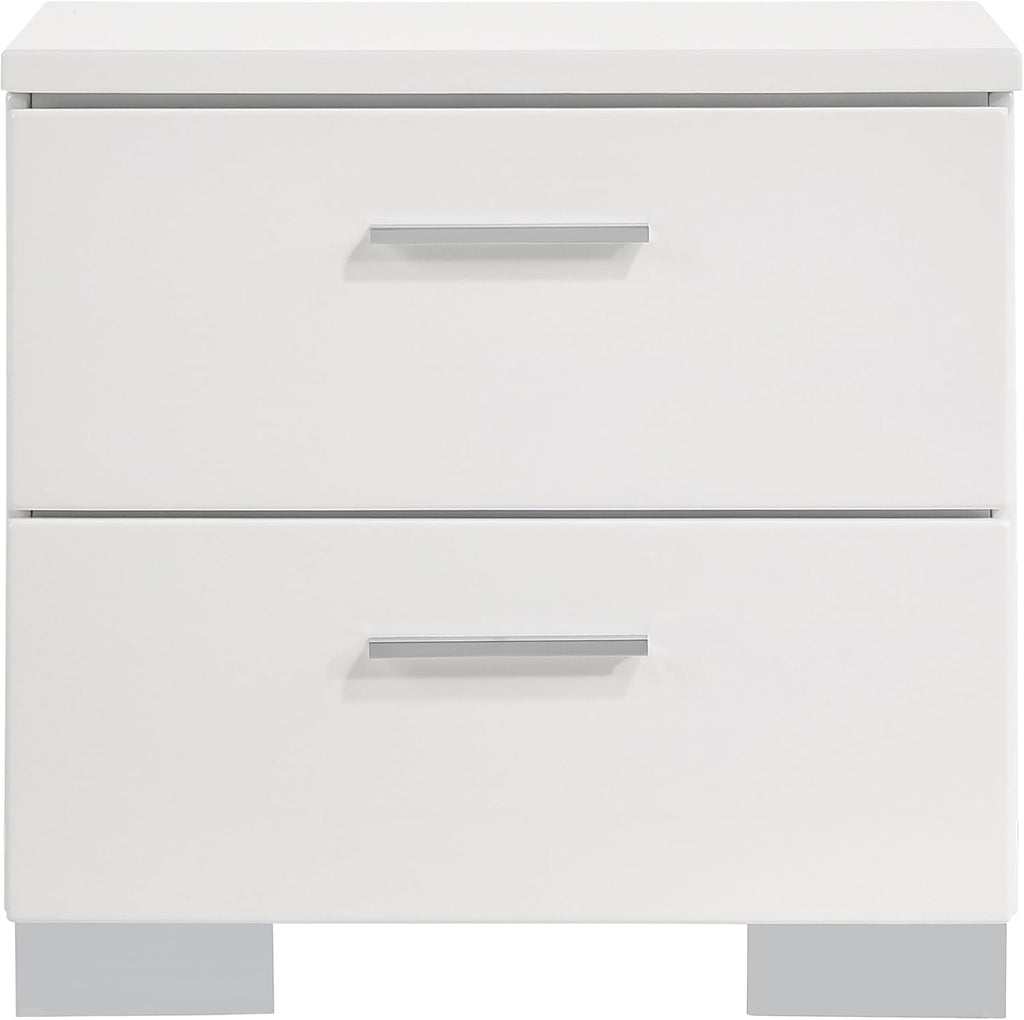 GOWE Dulcey White High Gloss 4-Piece Eastern King Bedroom Set