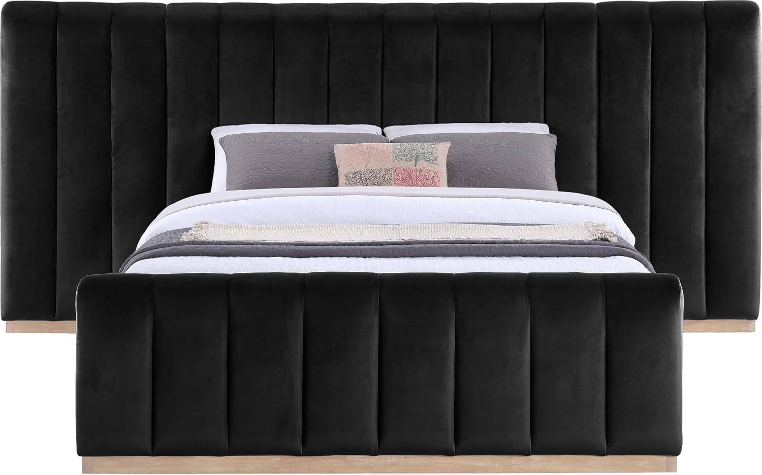 Meridian Furniture AmaraBlack-Q117 Collection Modern | Contemporary Queen Bed, Ultra Luxe Black 460 GSM Velvet, Natural Finish, Solid Wood Base and Inner Frame, 117' W x 99' D x 51' H, Black, Queen