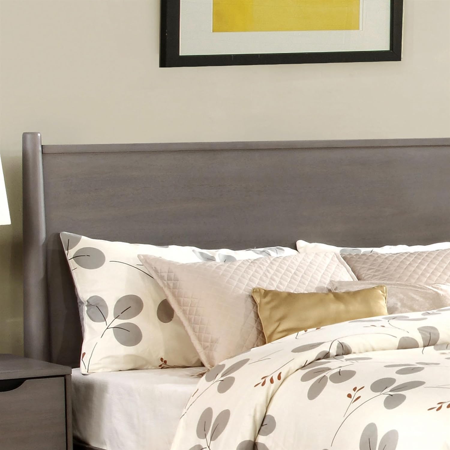 HOMES: Inside + Out Debonaze Modern California King 4-Piece Bedroom Set, Gray