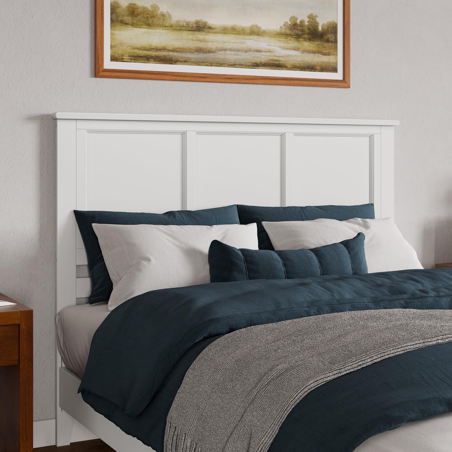 HomeStock Victorian Headboard with USB Charger Wood Panel Design Metal Bed Frame Compatible White/Queen