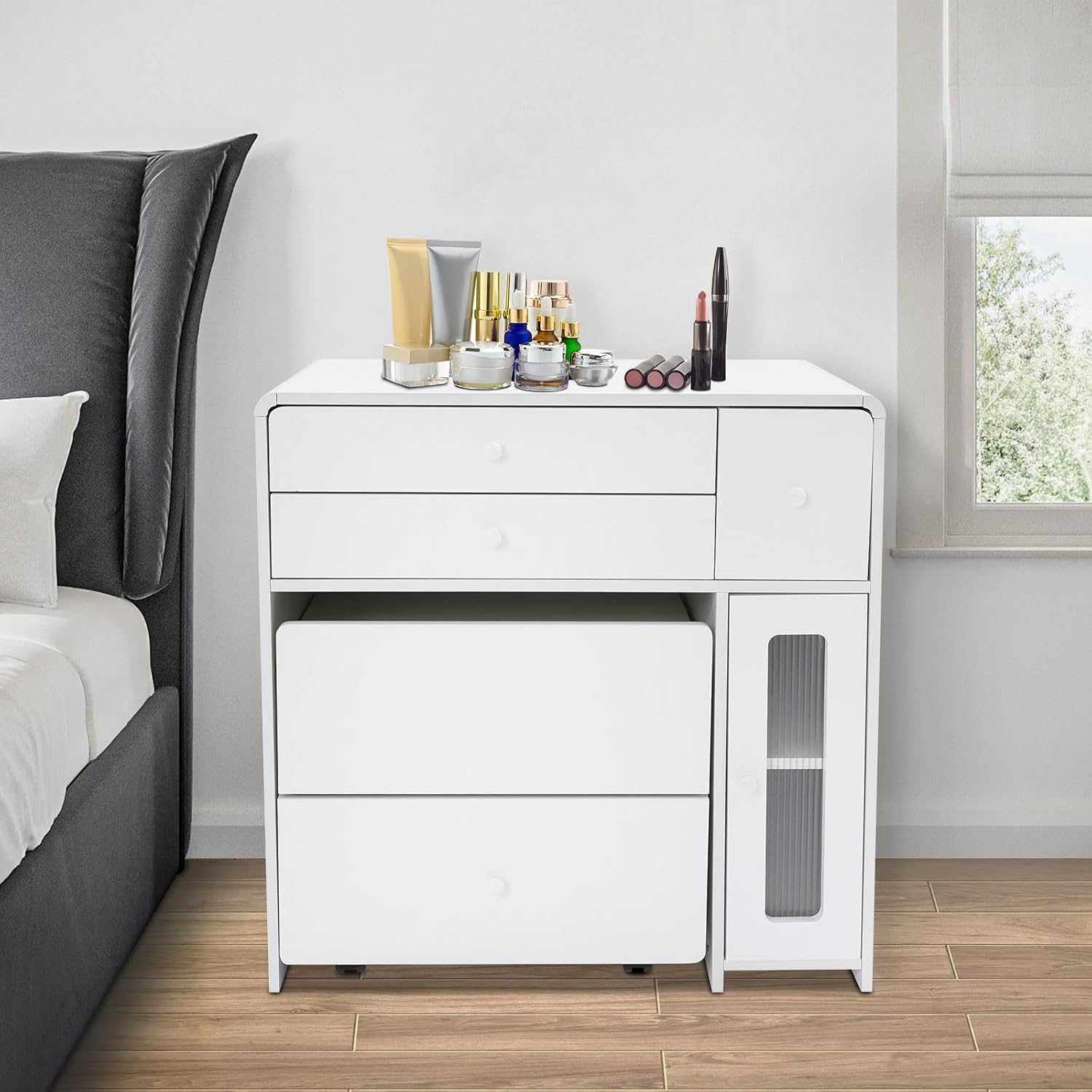 Makeup Vanity Desk, Corner Makeup Table, Makeup Vanity Table for Compact Space Homes, Apartments & Dormitories (31.5 x 15.7 x 30.7)