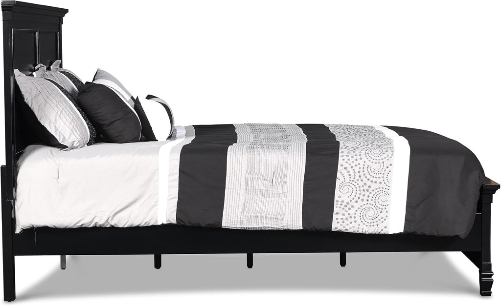 New Classic Tamarack 4-Piece Wood King Bedroom Set with Nightstand in Black