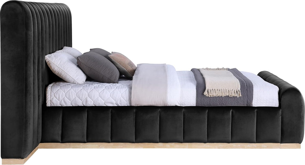 Meridian Furniture AmaraBlack-Q117 Collection Modern | Contemporary Queen Bed, Ultra Luxe Black 460 GSM Velvet, Natural Finish, Solid Wood Base and Inner Frame, 117' W x 99' D x 51' H, Black, Queen