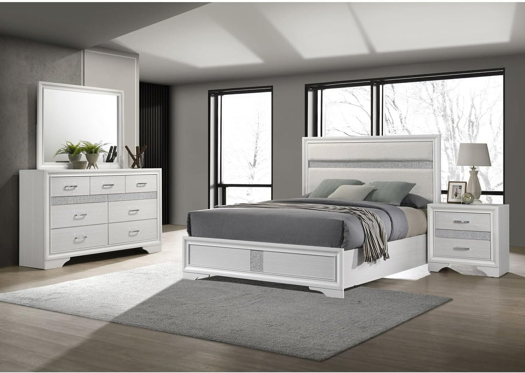 HomeStock Coastal Cool 4-Piece Eastern King Bedroom Set White