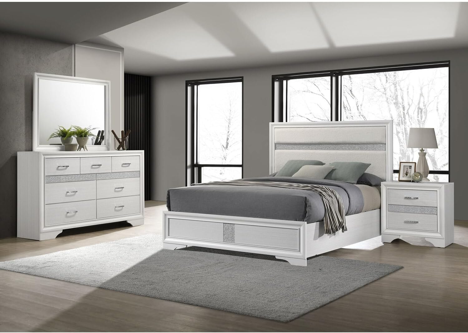 HomeStock Coastal Cool 4-Piece Eastern King Bedroom Set White