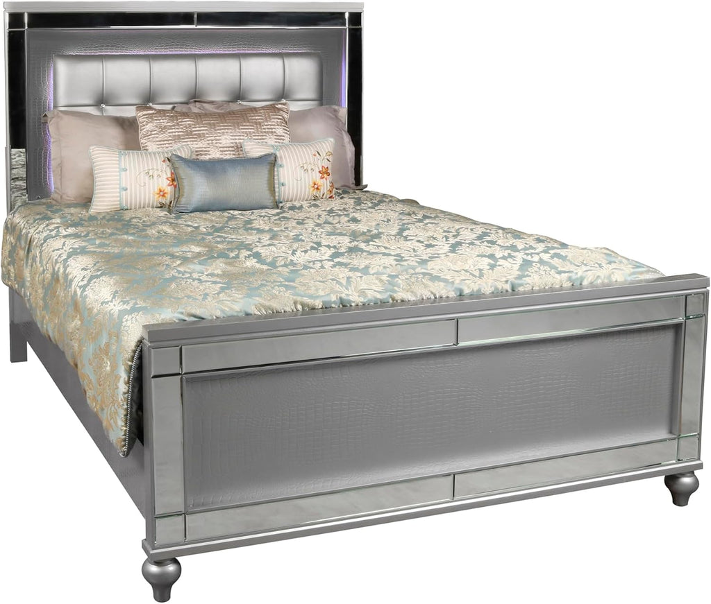 New Classic Furniture Valentino Wood Queen Bed, Silver