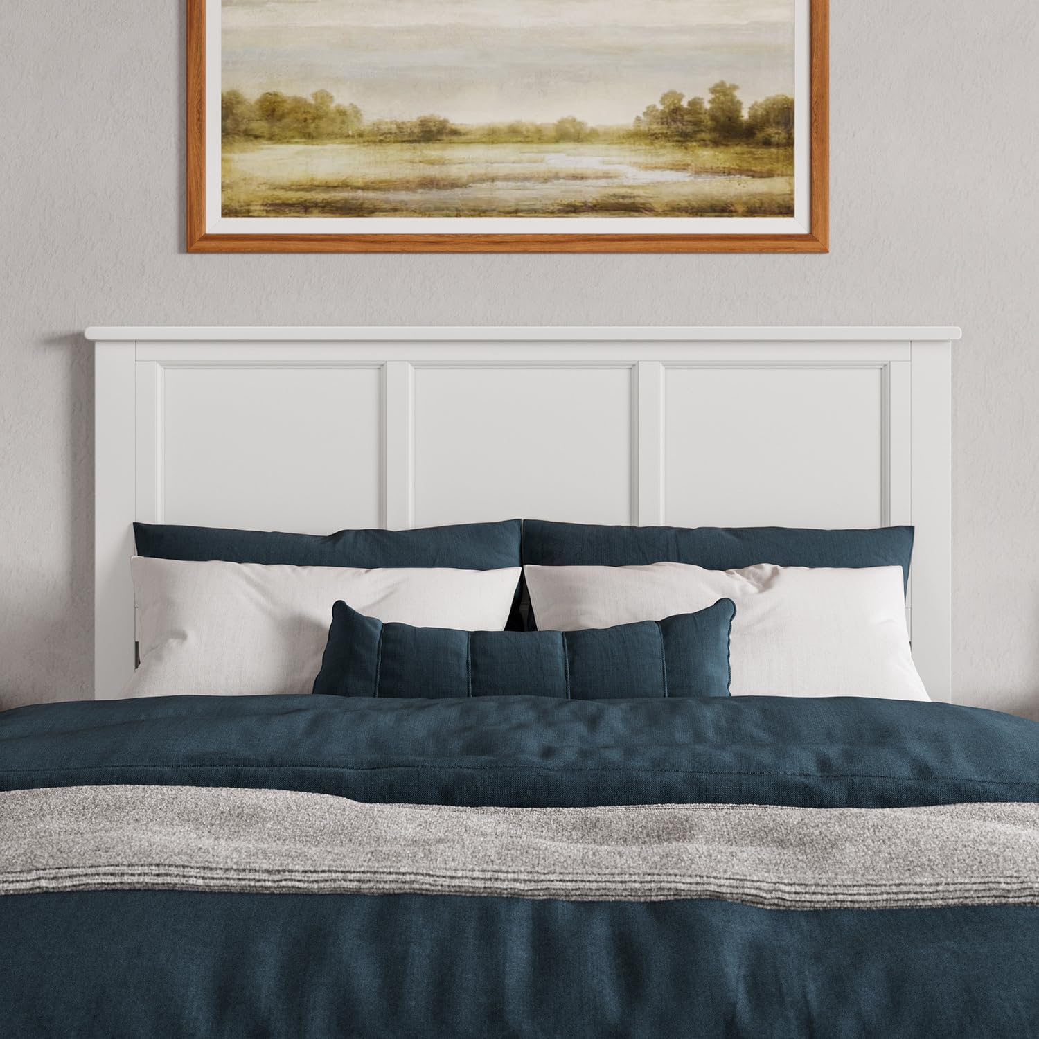HomeStock Victorian Headboard with USB Charger Wood Panel Design Metal Bed Frame Compatible White/Queen