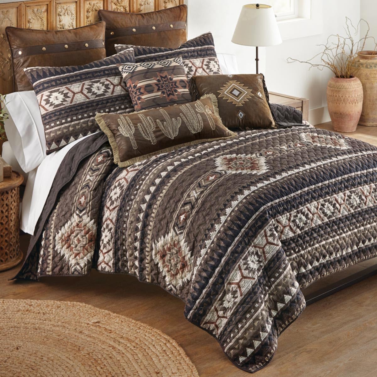 BLACK FOREST DECOR Highland Diamonds Southwest Quilt Bed Set - Queen, Cotton, Quilt & 2 Shams, 90' W x 90' L