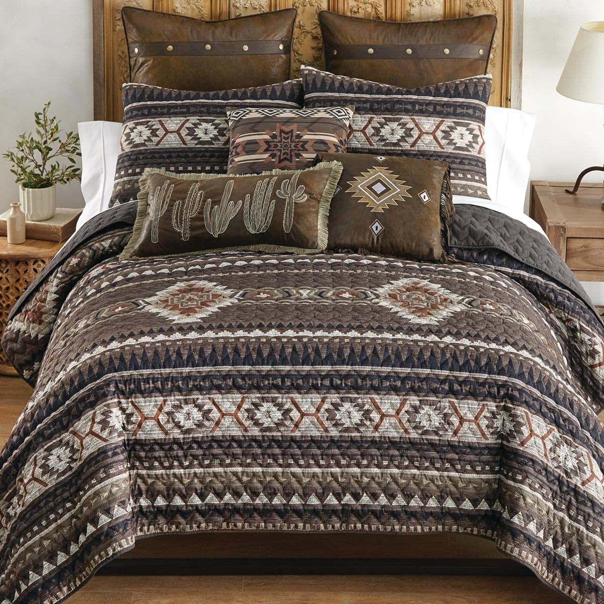 BLACK FOREST DECOR Highland Diamonds Southwest Quilt Bed Set - Queen, Cotton, Quilt & 2 Shams, 90' W x 90' L