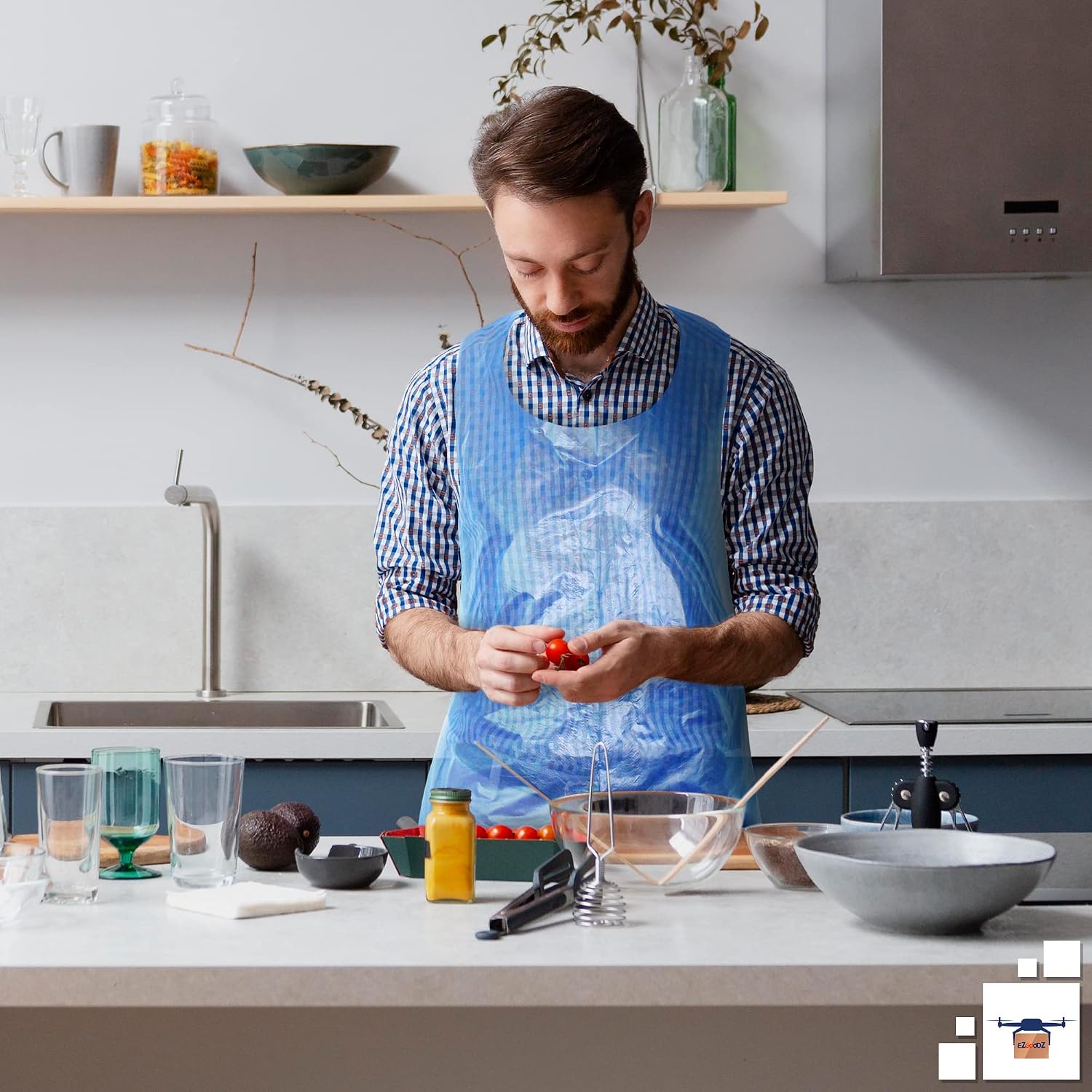EZGOODZ Disposable Plastic Aprons for Adults 28 x 46 Inch, Pack of 1000 Blue, Waterproof Lightweight 1.0 Mil for Painting, Food Service, Cleaning