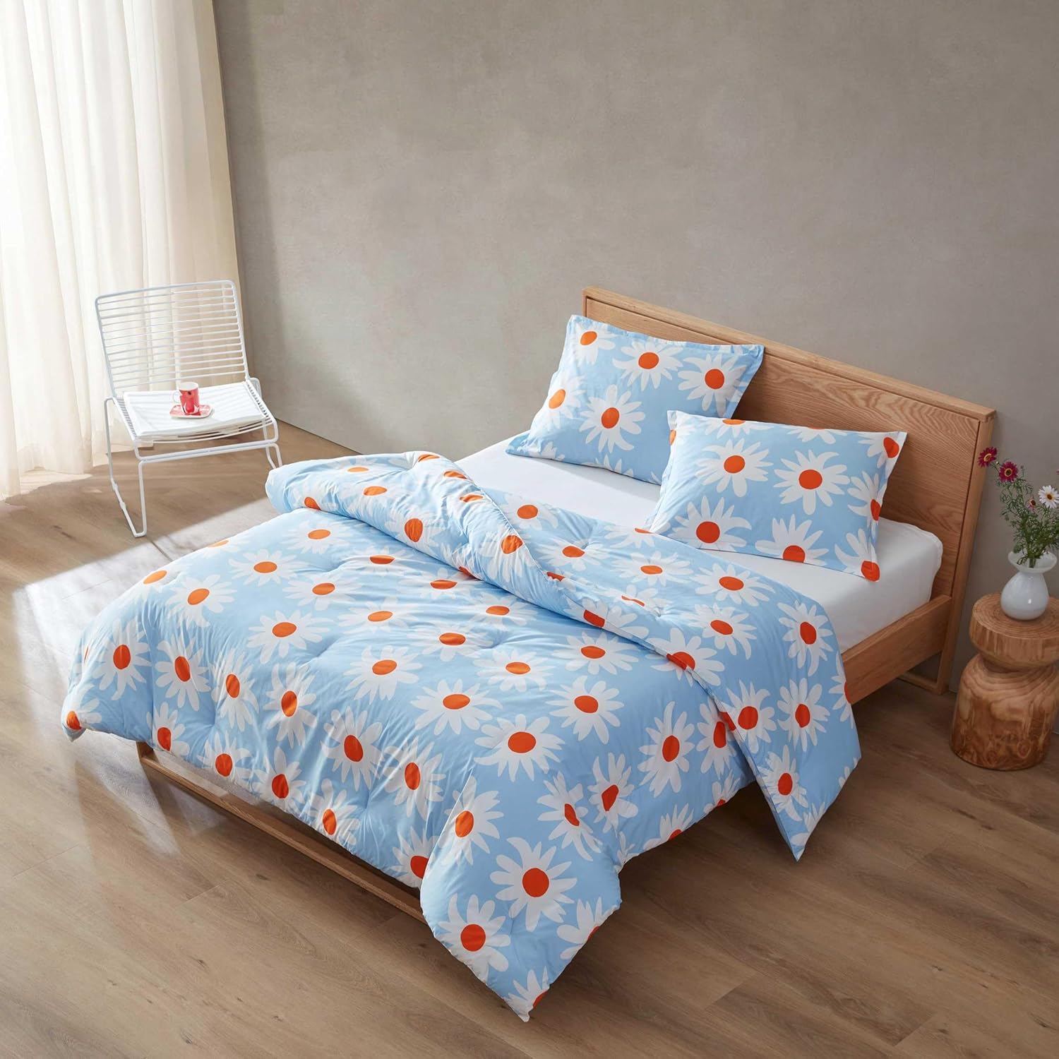 Marimekko - King Comforter Set, 100% Cotton Bedding with a Naturally Soft Feel, Lightweight for Year Round Comfort, 3 Piece Bed Set with Matching Pillowcases (Rakastaa El Rakasta Blue)