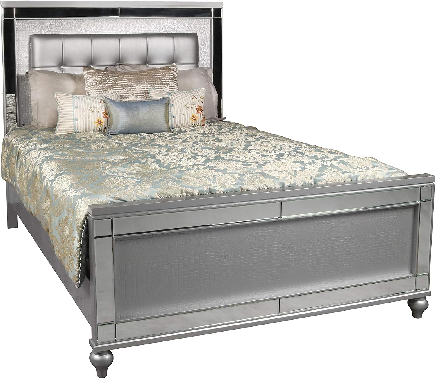 New Classic Furniture Valentino Wood Full Bed, Silver