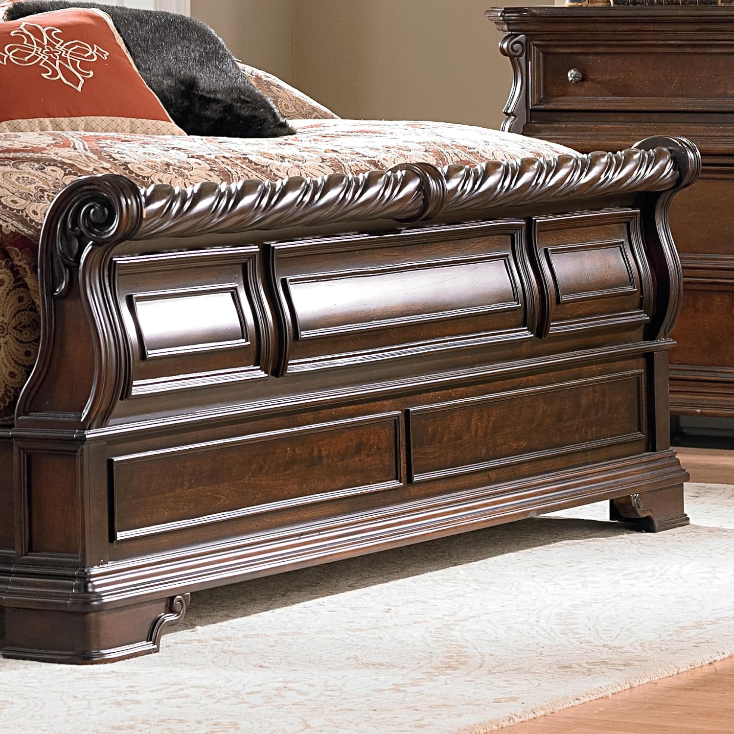 Arbor Place King Sleigh Bed