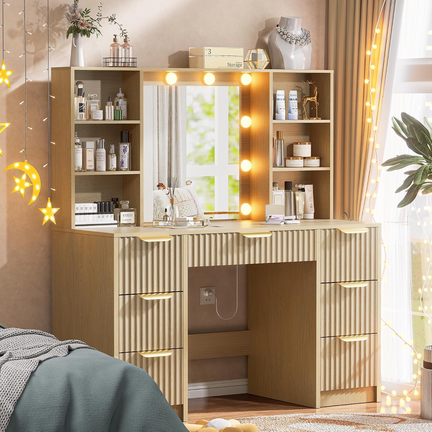 Fluted Vanity Desk with Mirror and 10 Adjustable LED Lights, Modern Makeup Desk with 7 Drawers & 6 Shelves, Dressing Table with Charging Station for Girls, Women, Bedroom, Natural Oak