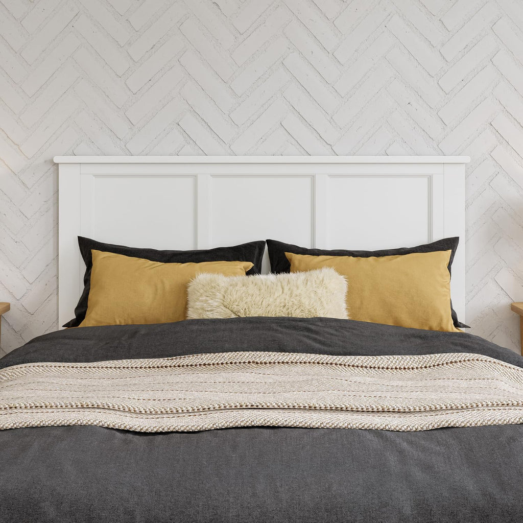 HomeStock Victorian Headboard with USB Charger Wood Panel Design Metal Bed Frame Compatible White/Full