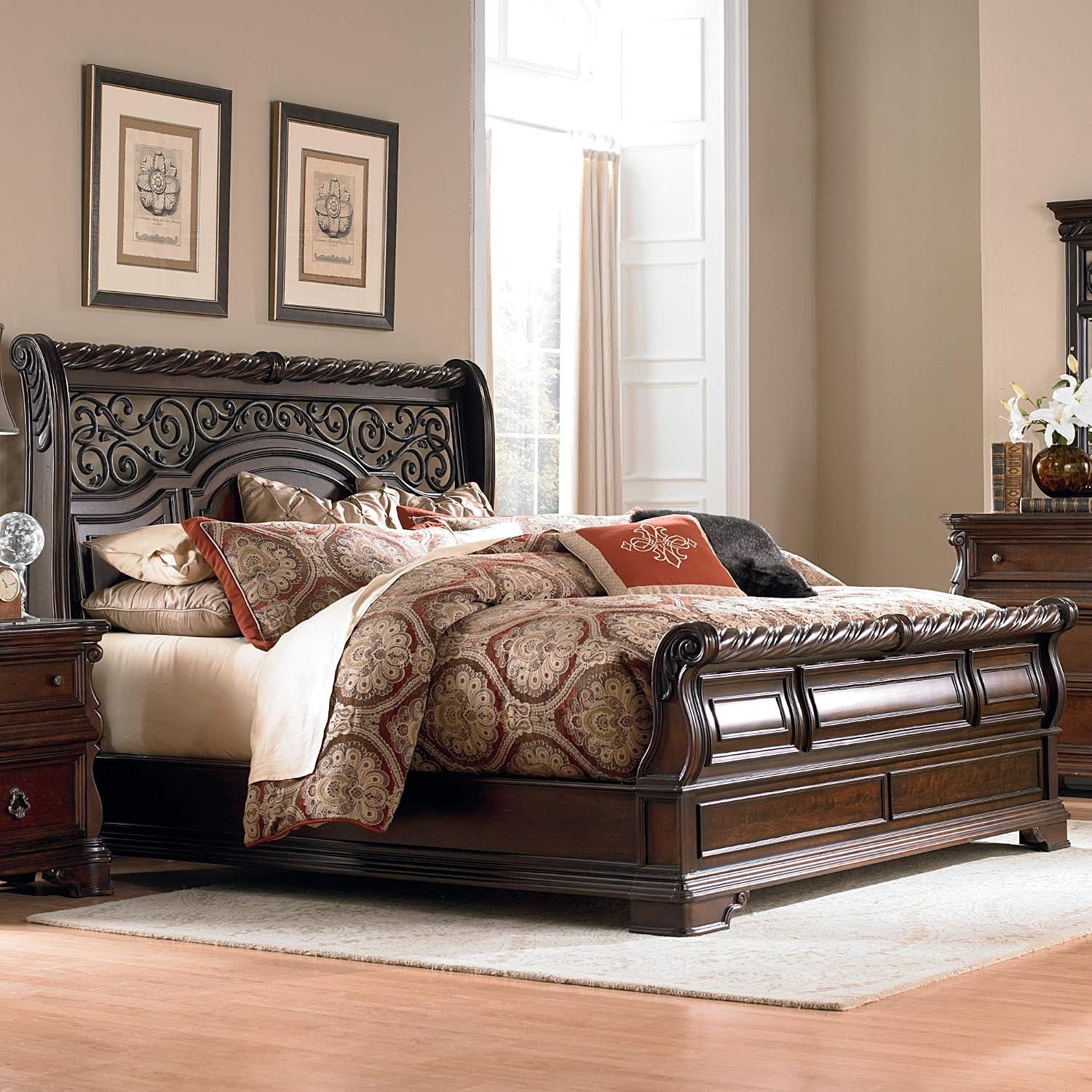 Arbor Place King Sleigh Bed