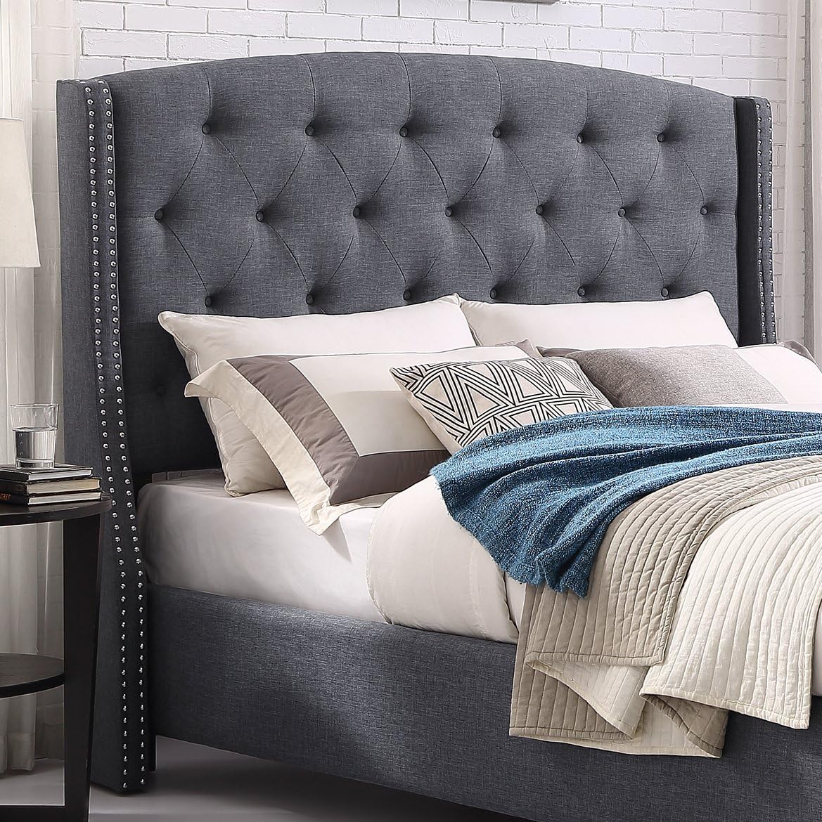 Roundhill Furniture Nantarre Fabric Tufted Wingback Upholstered Bed with Nailhead Trim, Queen, Gray
