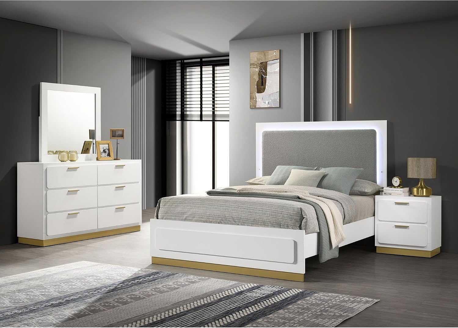 GOWE Sophia White 4-Piece Eastern King Bedroom Set