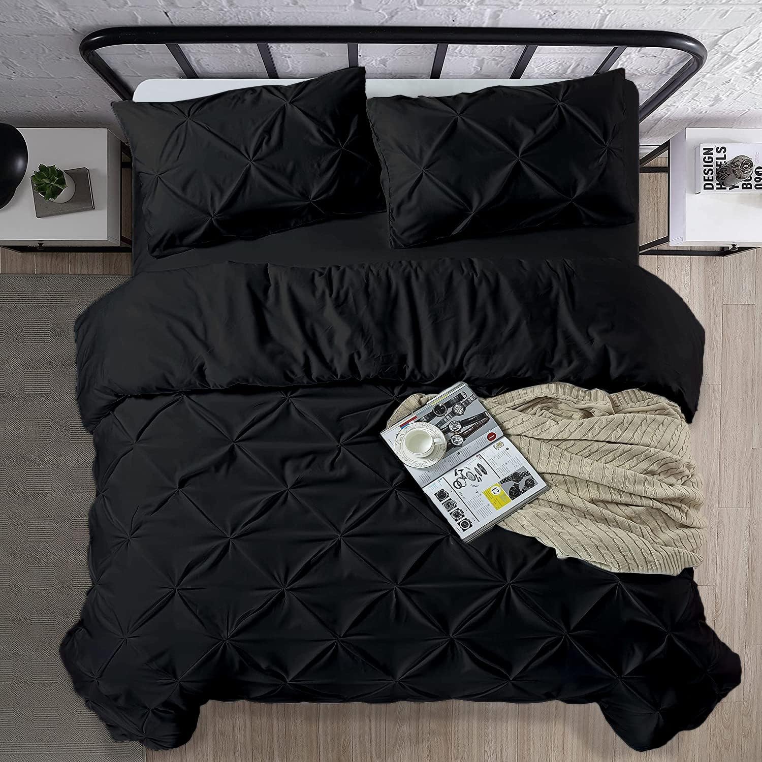 Crown Collection 1000-TC Ultra Soft Design 100% Egyptian Cotton Pinch Plated Duvet Cover with Zipper Colser & 2pcs Pillow Case Set (Oversized King Plus 128 X 120, Black)