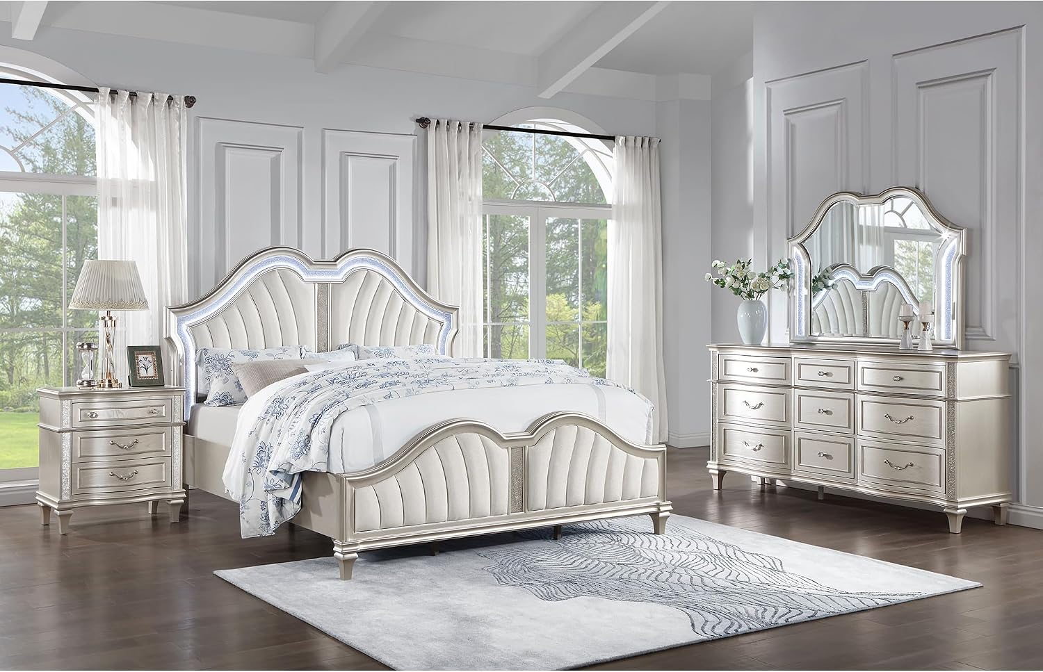 GOWE Evangeline Silver Oak 4-Piece Eastern King Bedroom Set