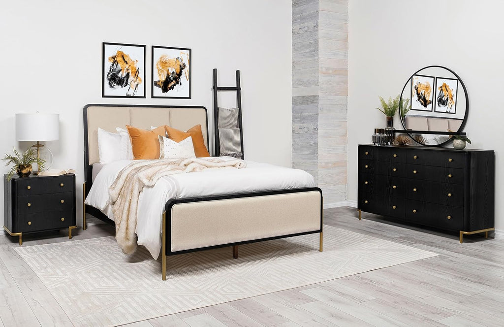 Coaster Home Furnishings Arini 4-Piece California King Bedroom Set Cream and Black 224331KWCRM-S4