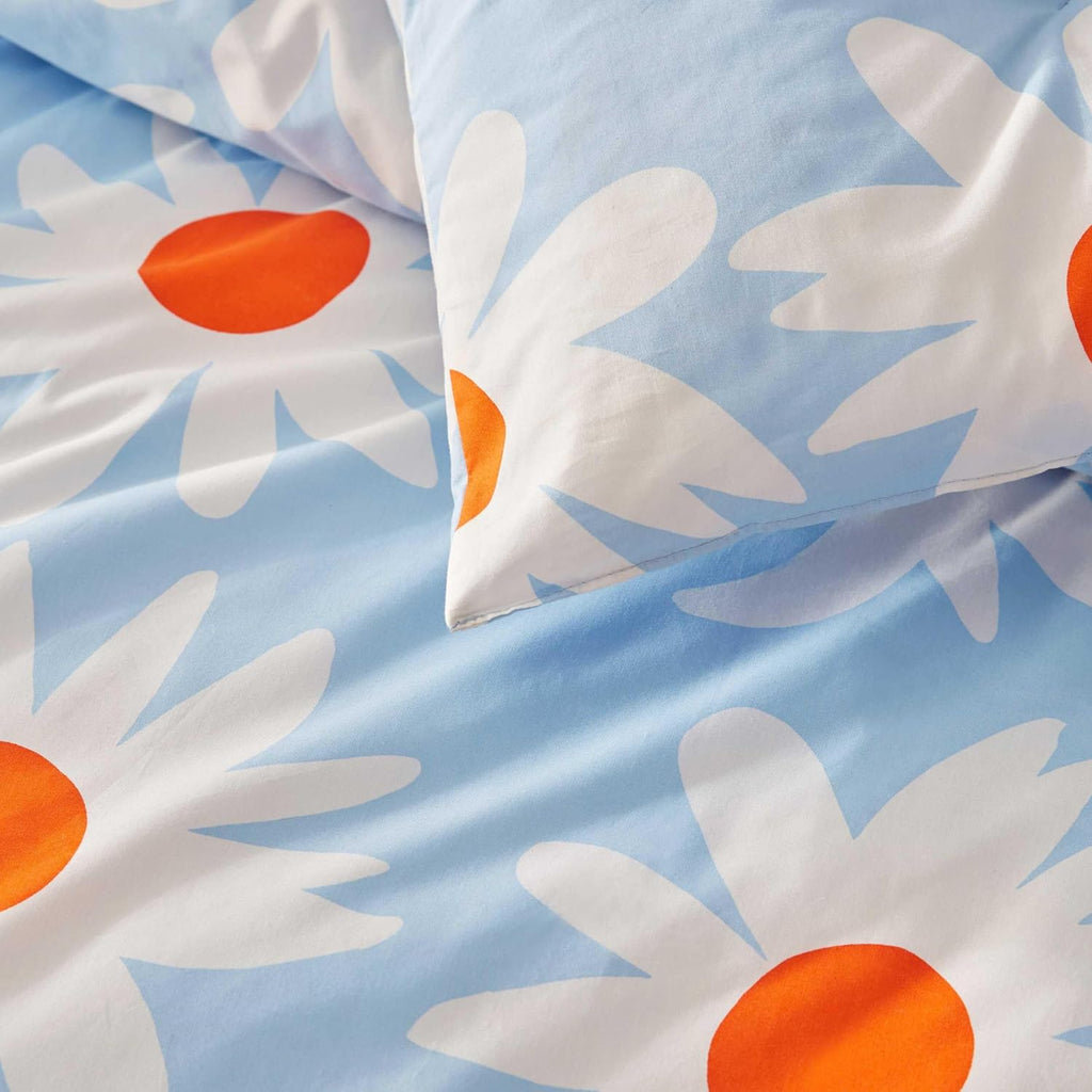 Marimekko - King Comforter Set, 100% Cotton Bedding with a Naturally Soft Feel, Lightweight for Year Round Comfort, 3 Piece Bed Set with Matching Pillowcases (Rakastaa El Rakasta Blue)