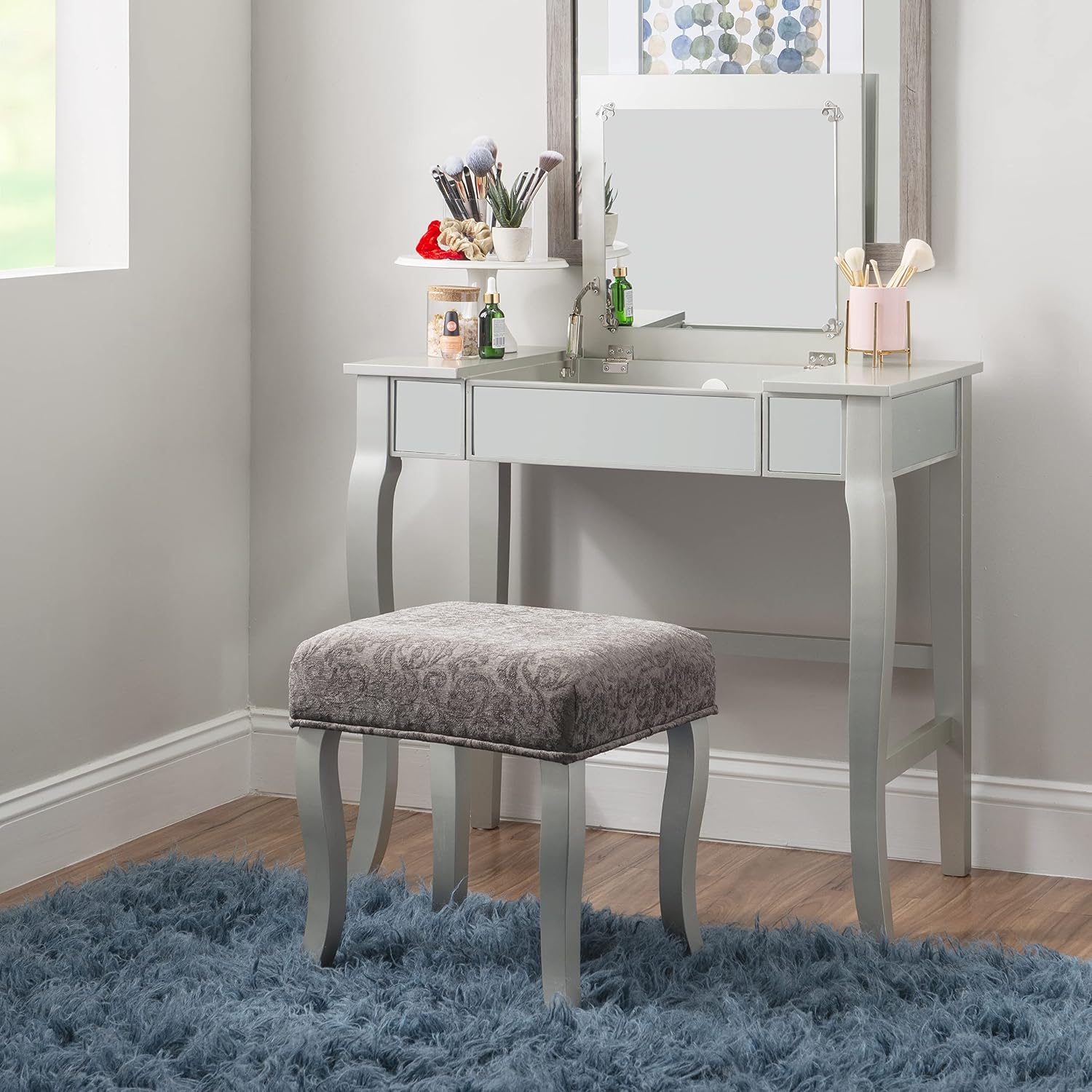 Linon Silver Harper Vanity Set, 32' W x 18' D x 46.75' H