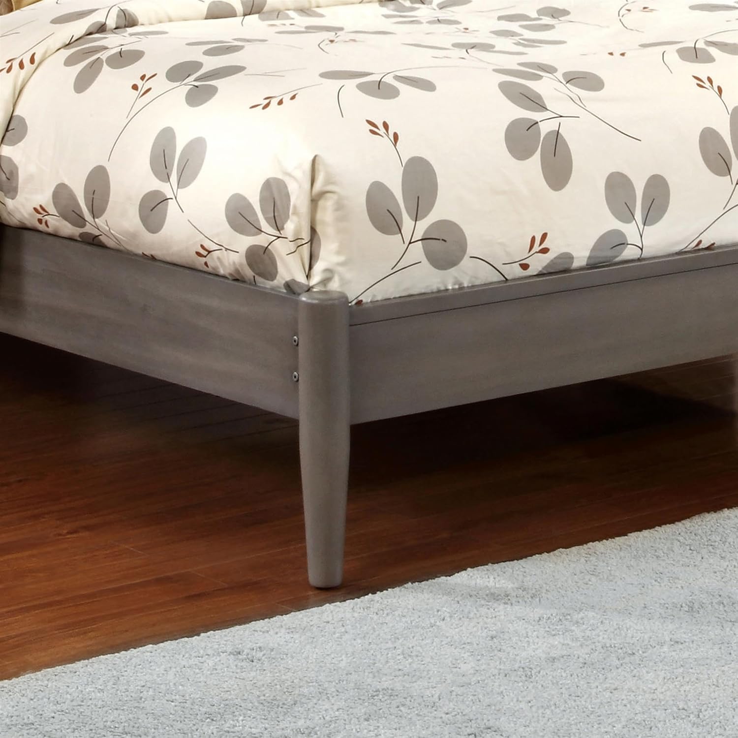 HOMES: Inside + Out Debonaze Modern California King 4-Piece Bedroom Set, Gray