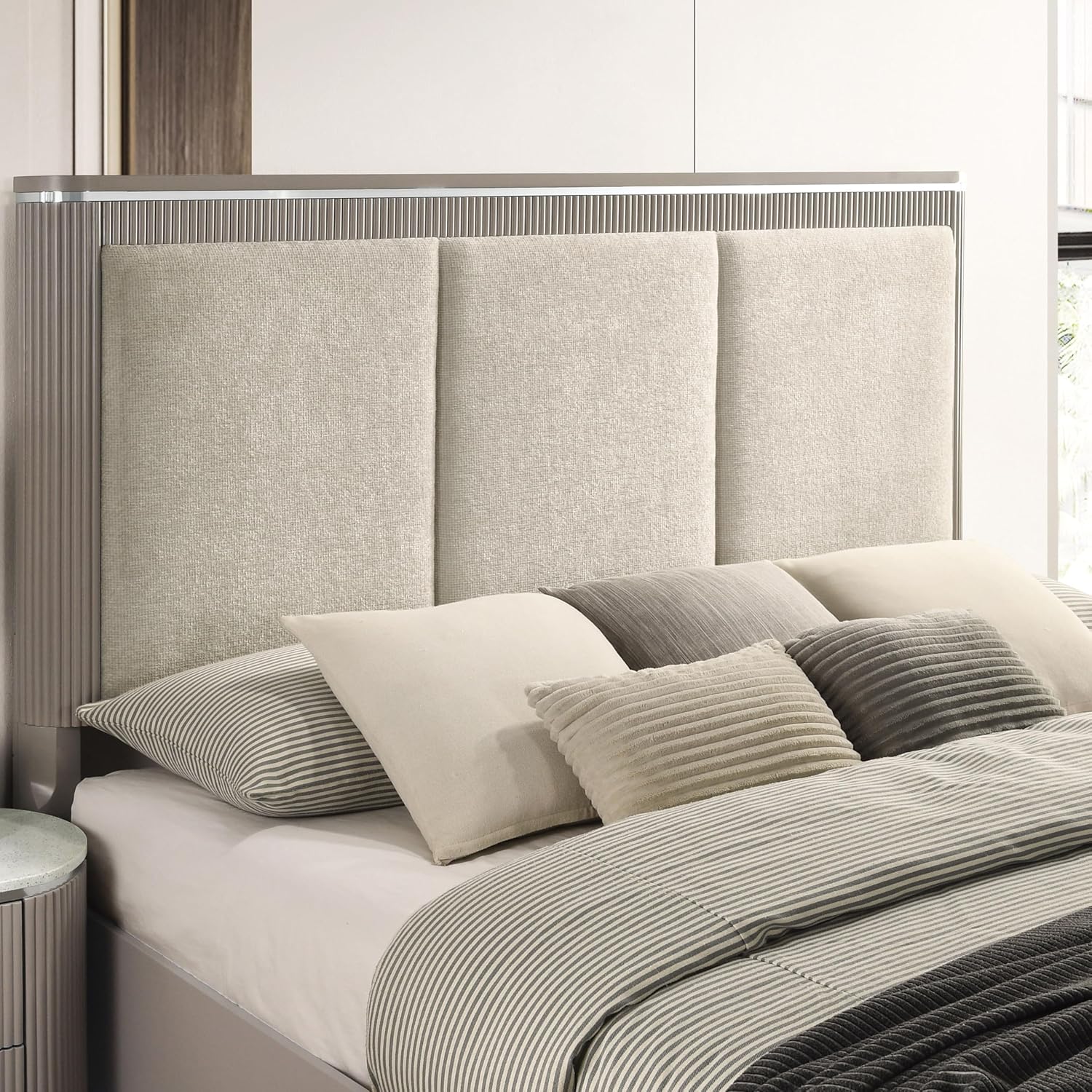 Furniture of America Vito Modern Solid Wood 2-Piece Bedroom Set with Upholstered Bed, Cultered Stone Top, Felt-Lined Top Drawer, Metal Side Glide on Nightstand, Box Spring Required, King, Light Gray