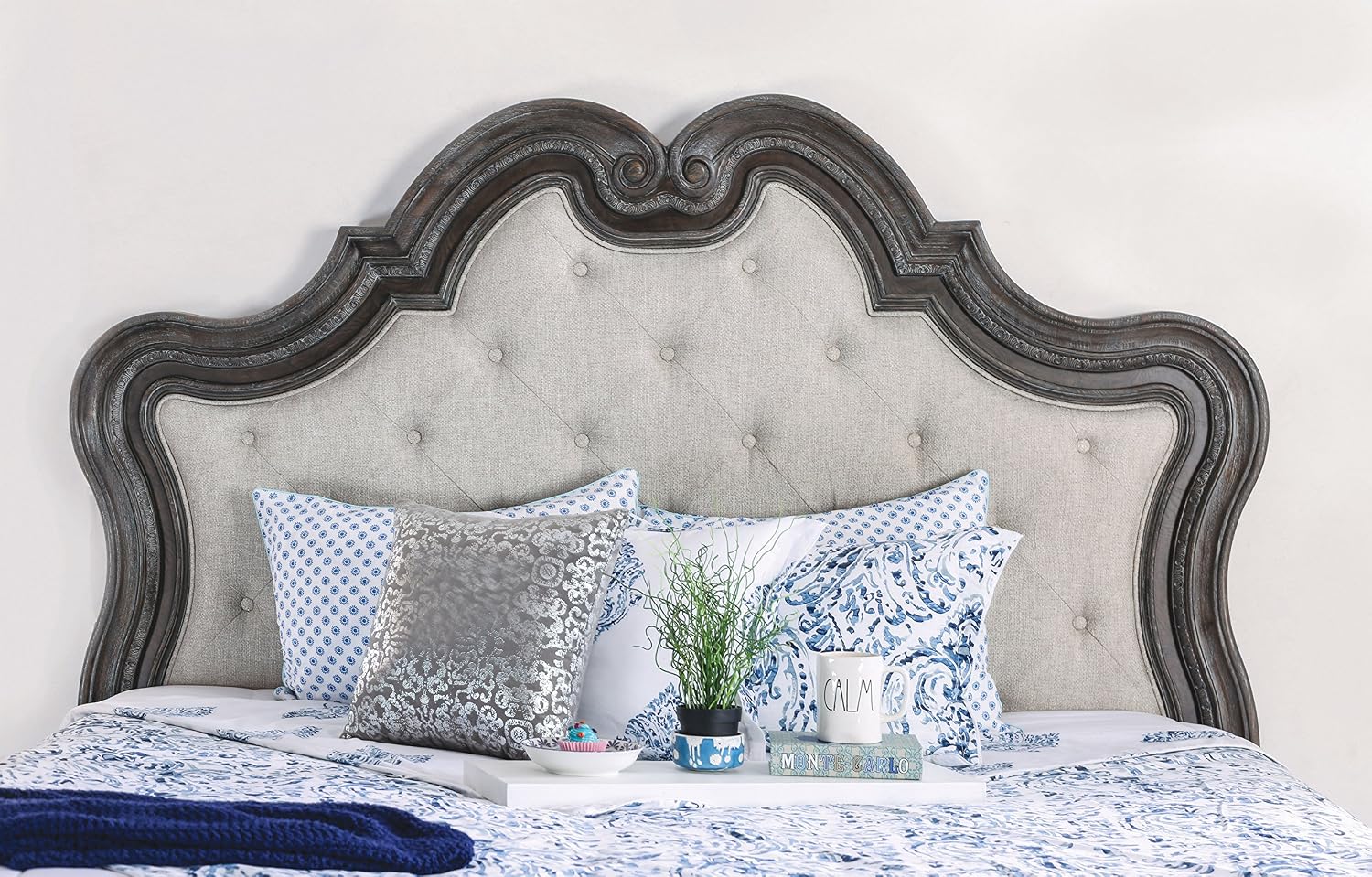 HOMES: Inside + Out Anitra Traditional California King 4 Piece Bed Set,