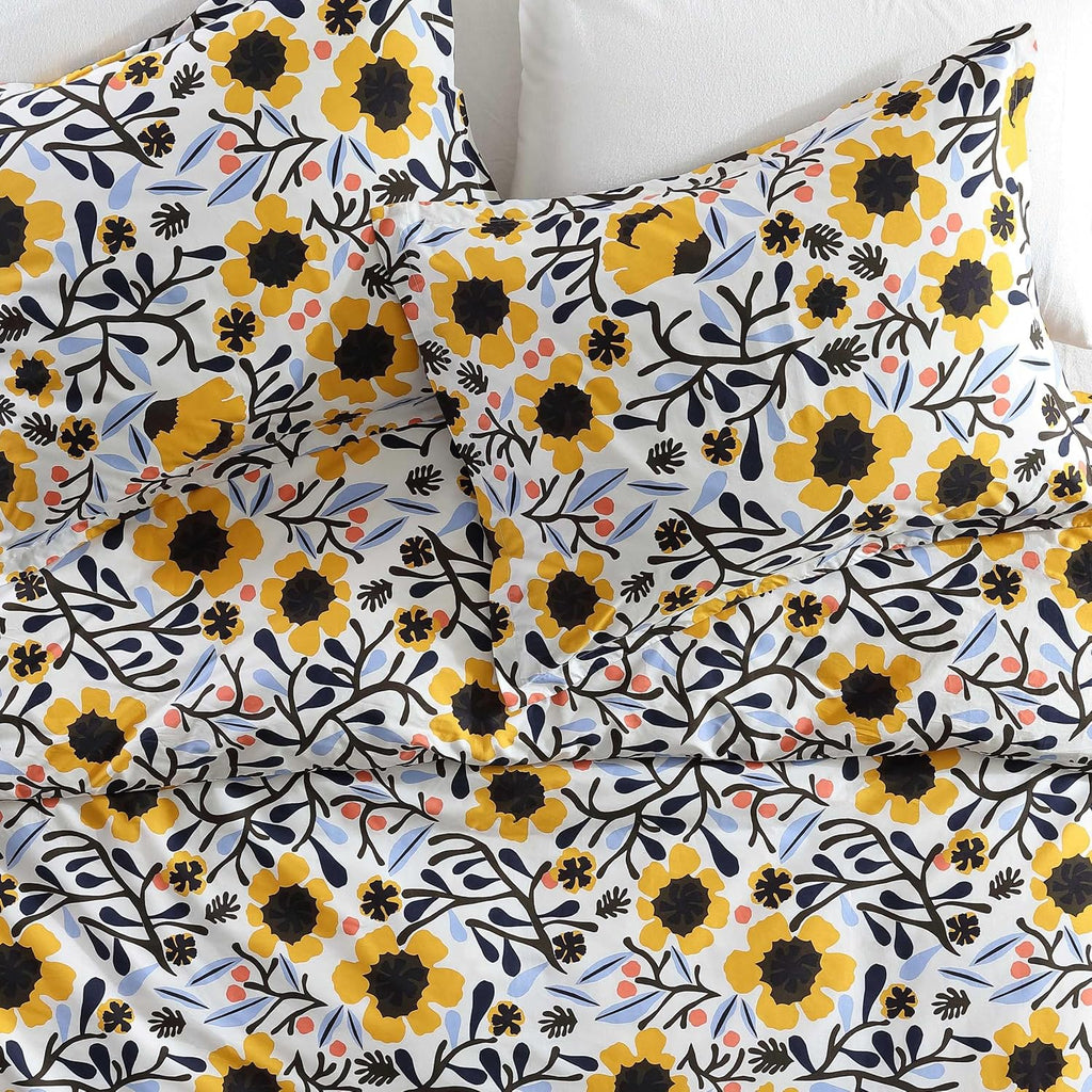Marimekko - Full/Queen Comforter Set, Cotton Percale Reversible Bedding with Matching Shams, Floral Home Decor (Mykero Multicolor, Full/Queen)