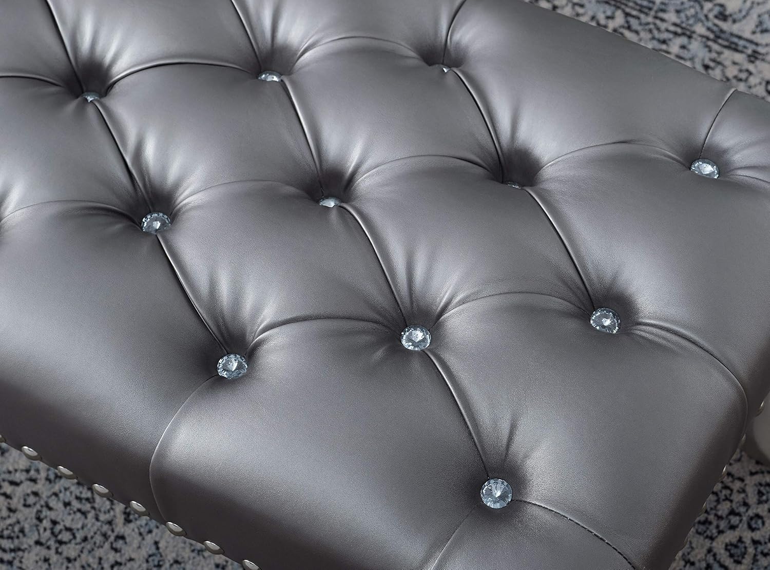Roundhill Furniture Maxem Tufted Faux Leather Upholstered Seat with Nailhead Trim Bench, Champagne