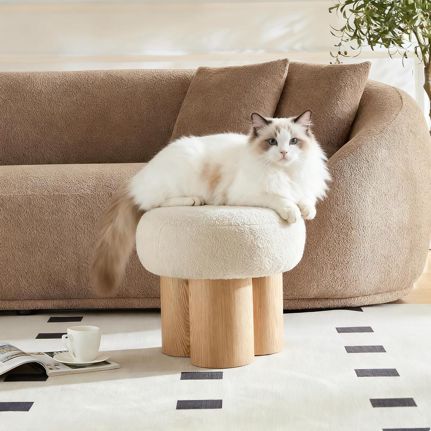 Living Room Ottoman Foot Stool, 17' Round Mid Century Modern Ottoman with Bouclé Teddy Fabric & Solid Wood Legs, Entryway Foot Rest for Couch, Vanity Seat, Bedroom Bench(Wood)